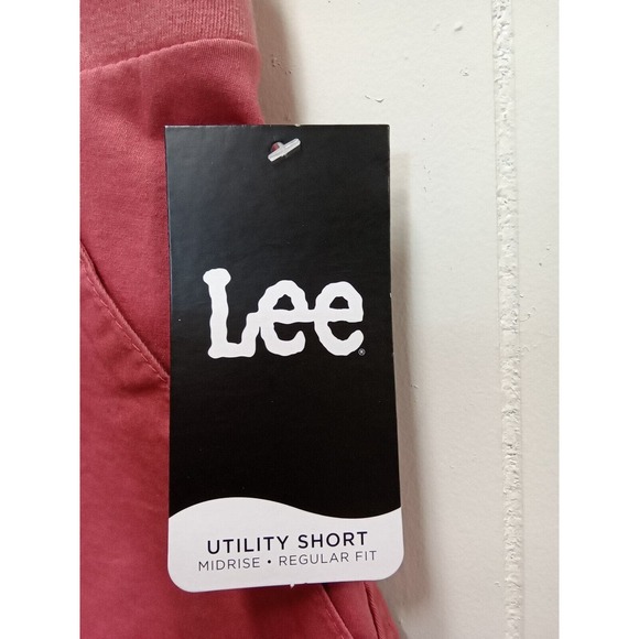 Lee Womens Midrise Bermuda Regular Fit Rose Garden Shorts (Size 24W) Nwt - Picture 12 of 16